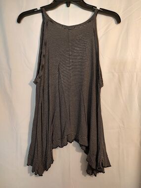 Striped Flowy Tank Top - Black & White